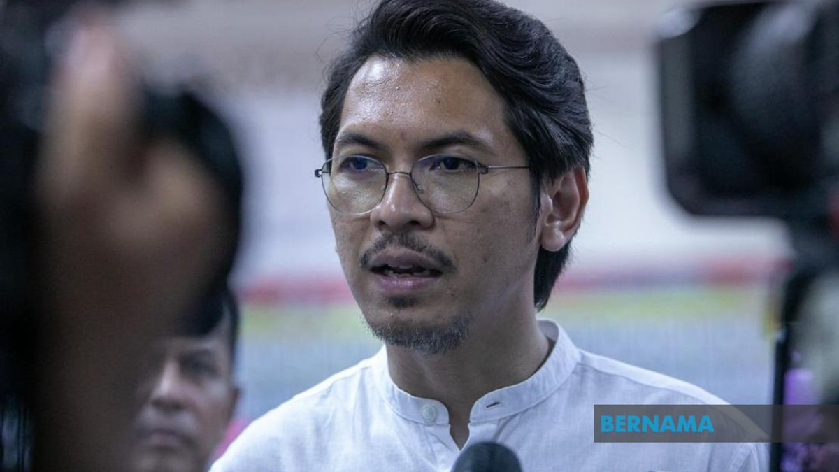 US-Iran Peace Deal Offers Promise for Oil Price Stability, Says Malaysian Official