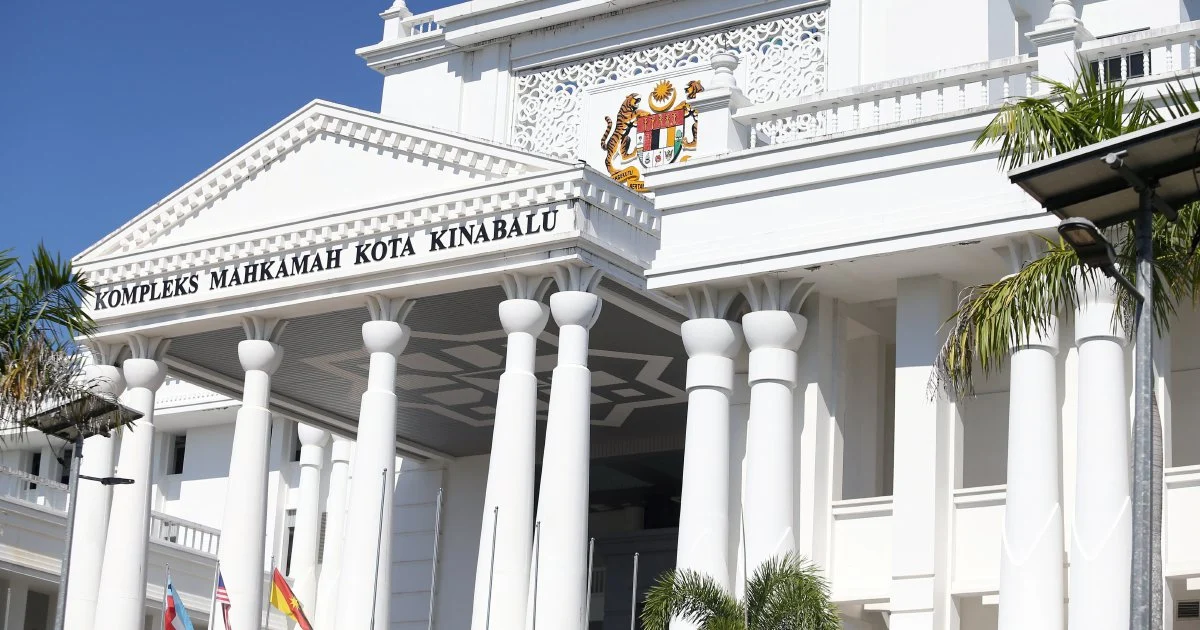 Handwriting Expert Maintains Disputed Journal Findings in Zara Mahathir Case