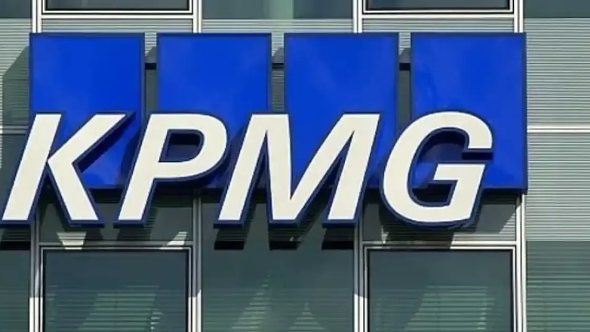 KPMG Australia Halts Pursuit of Federal Government Contracts Until Late September