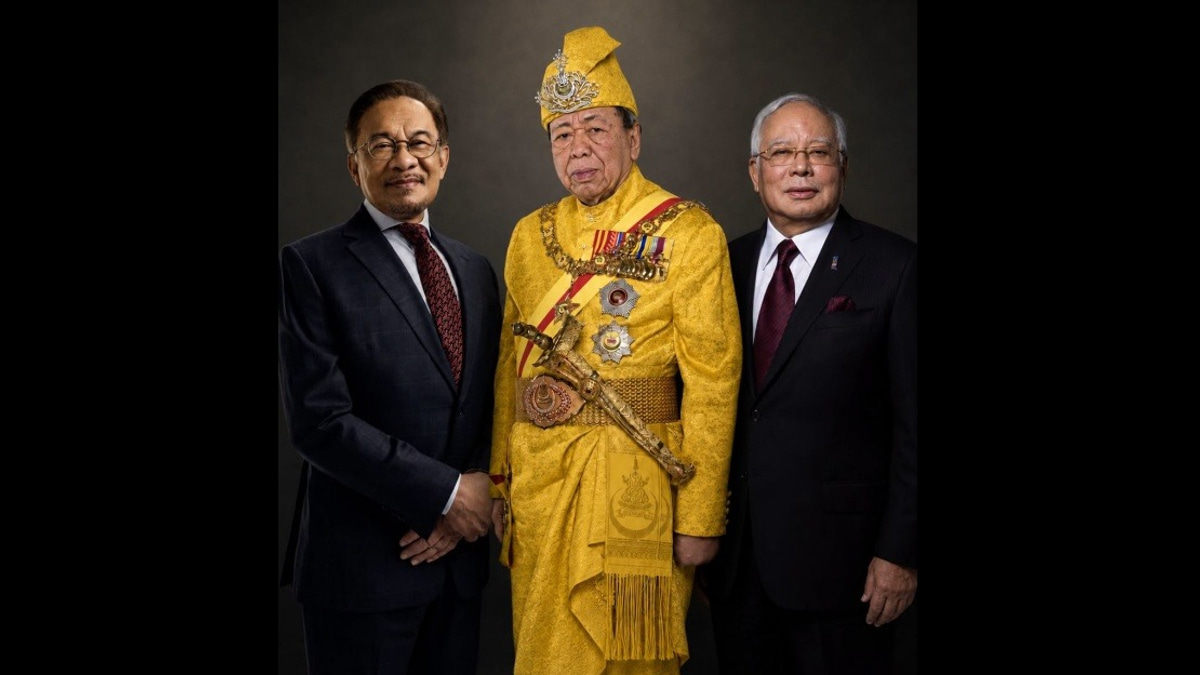 Selangor Sultan Praises PM Anwar for Completing LRT3 Shah Alam Line