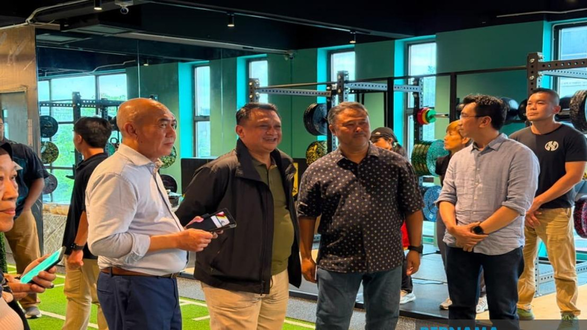 Strength Training Critical for Preventing Falls Among Malaysia's Elderly, Says Health Expert